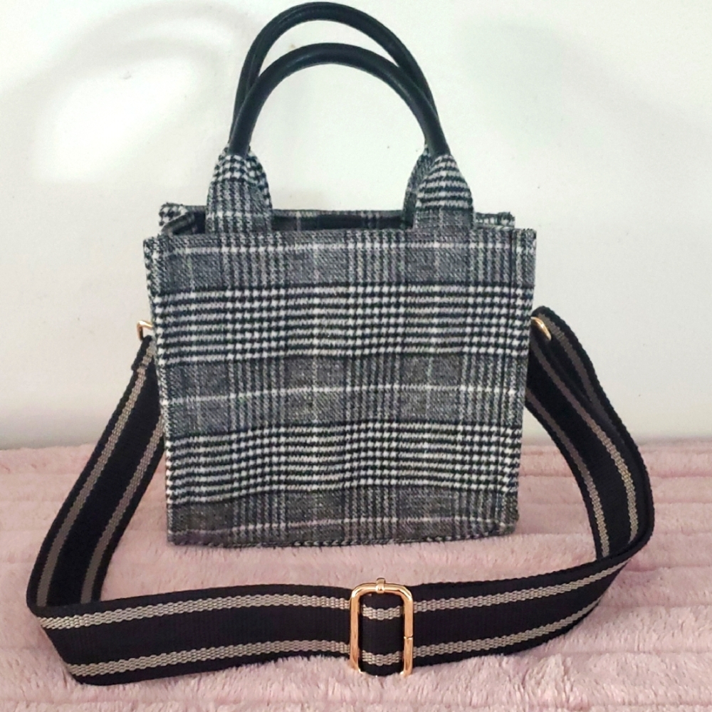 H&M Small Woven Handbag